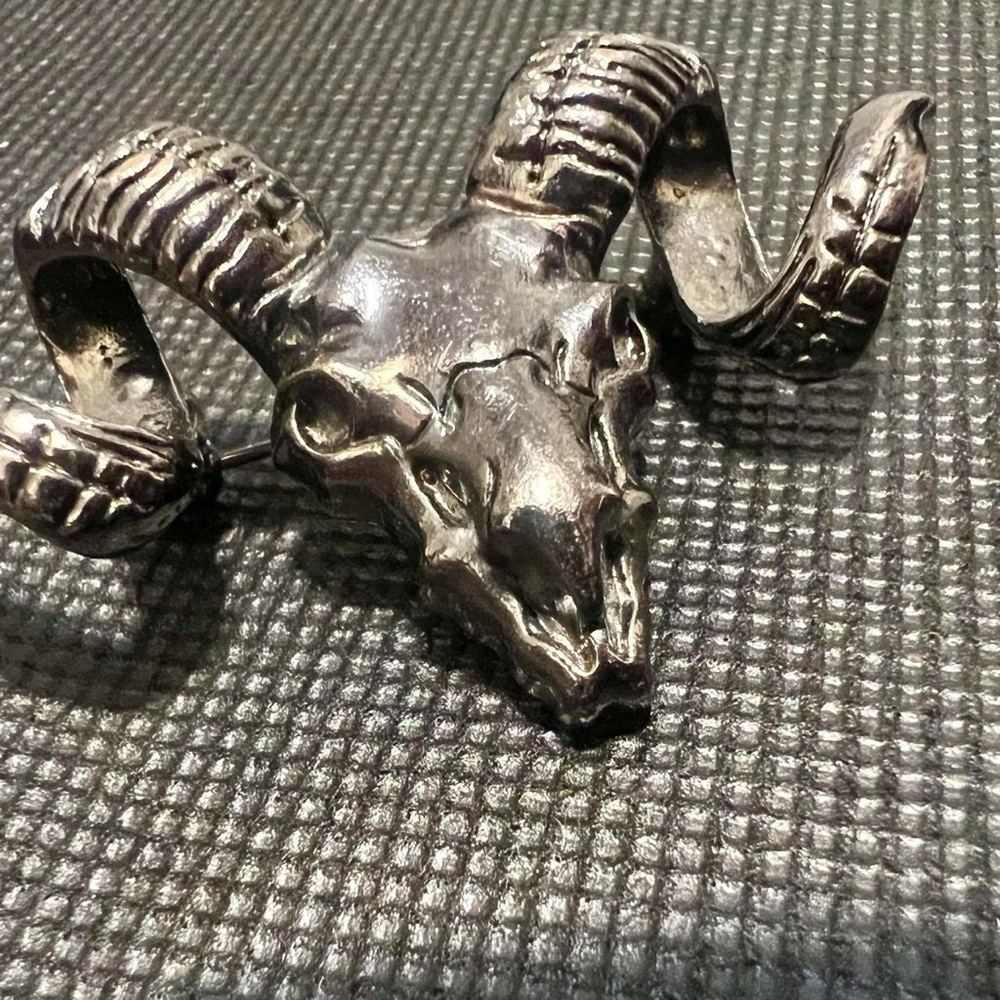 Silver Ram Skull Brooch